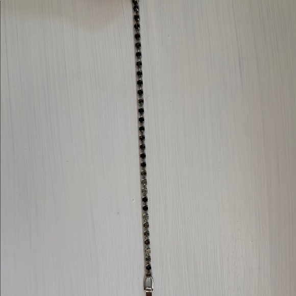 Silver rhinestone Bracelet - Picture 7 of 7